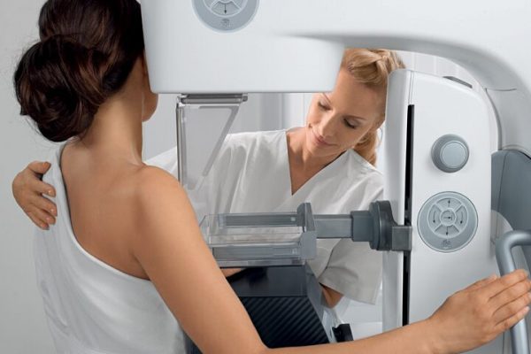 patienteninformationen_mammographie_ablauf_sm21258_1-1-00665682_8
